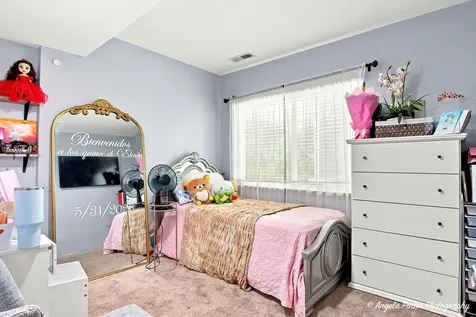 2812 Jethro Court Zion IL 60099