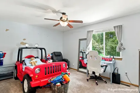 2812 Jethro Court Zion IL 60099