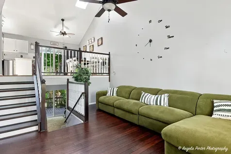 2812 Jethro Court Zion IL 60099