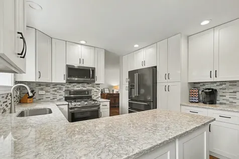 1621 North Belmont Avenue Arlington Heights IL 60004