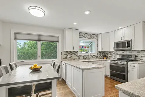 1621 North Belmont Avenue Arlington Heights IL 60004