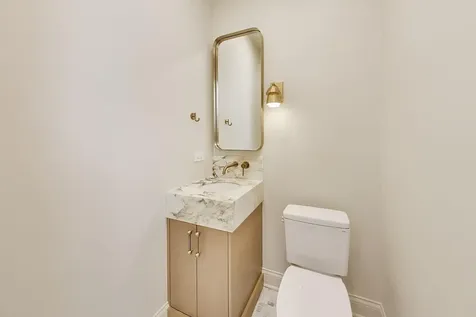 45 East Division Street Chicago IL 60610