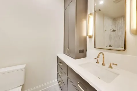 45 East Division Street Chicago IL 60610