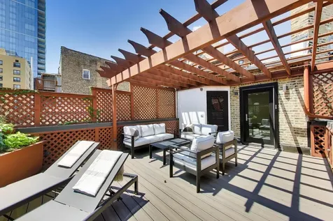 45 East Division Street Chicago IL 60610