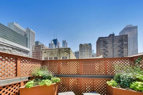 45 East Division Street Chicago IL 60610