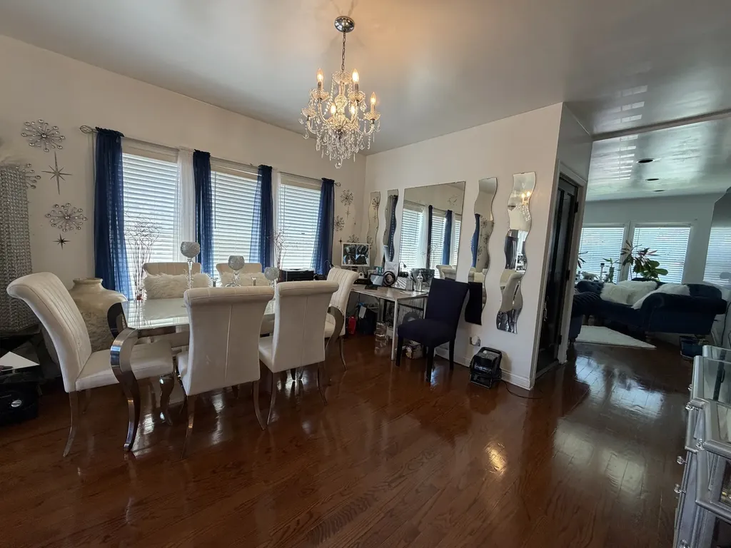 4947 West Concord Place Chicago IL 60639