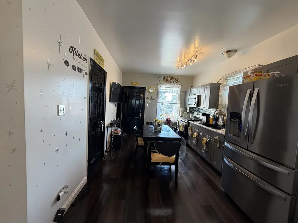 4947 West Concord Place Chicago IL 60639