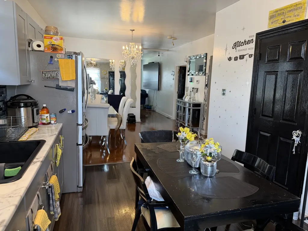4947 West Concord Place Chicago IL 60639