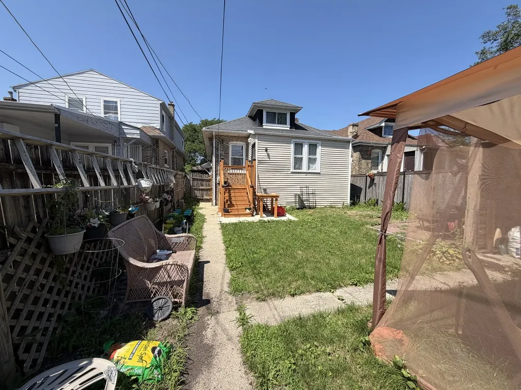 4947 West Concord Place Chicago IL 60639
