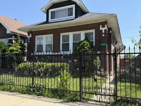 4947 West Concord Place Chicago IL 60639