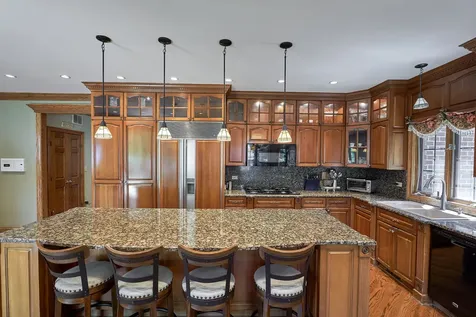 9508 Natoma Avenue Oak Lawn IL 60453