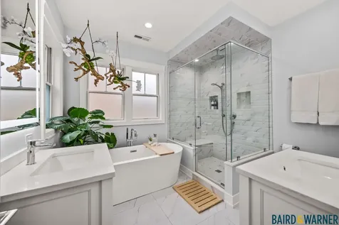 2536 Oak Avenue Northbrook IL 60062