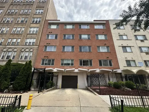 5953 North Kenmore Avenue Chicago IL 60660