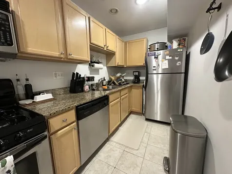 5953 North Kenmore Avenue Chicago IL 60660