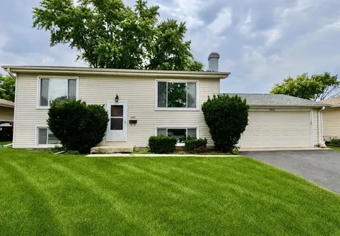 7043 Hemlock Street Hanover Park IL 60133