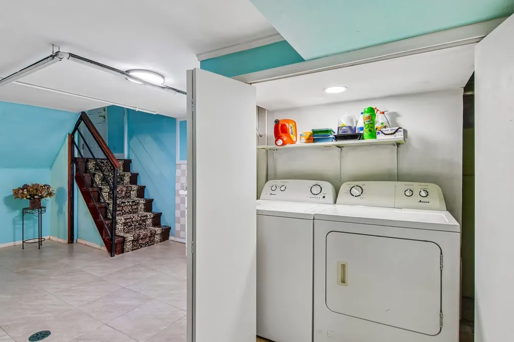 2842 North Mont Clare Avenue Chicago IL 60634