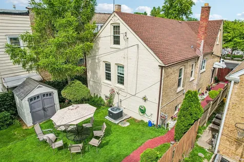 2842 North Mont Clare Avenue Chicago IL 60634