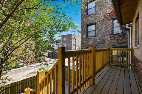 3116 West Montrose Avenue Chicago IL 60618