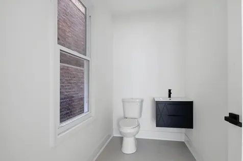 3116 West Montrose Avenue Chicago IL 60618