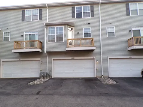 1645 West Turtle Creek Lane Round Lake IL 60073