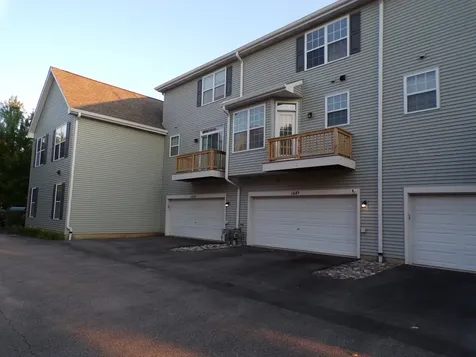1645 West Turtle Creek Lane Round Lake IL 60073