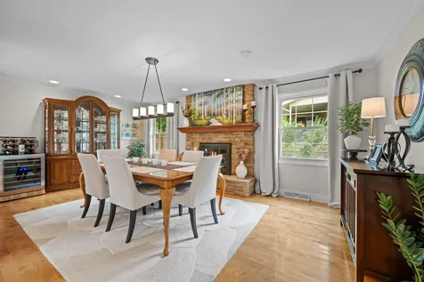 80 Bluebird Lane Naperville IL 60565