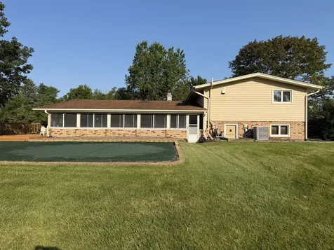 0S519 Skyline Drive Batavia IL 60510
