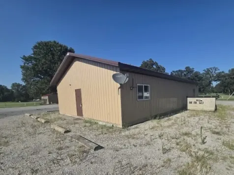 14747 State Highway 14 E Benton IL 62812
