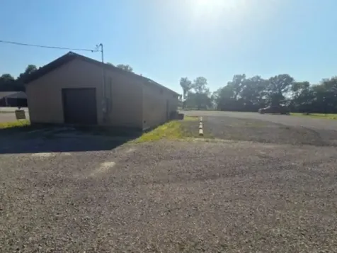 14747 State Highway 14 E Benton IL 62812
