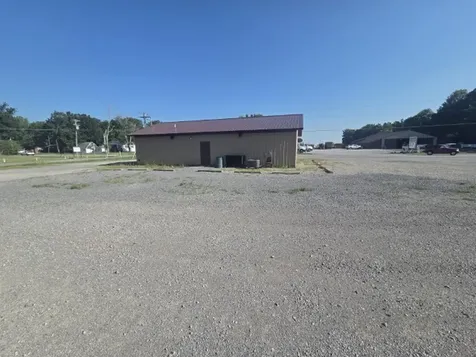 14747 State Highway 14 E Benton IL 62812