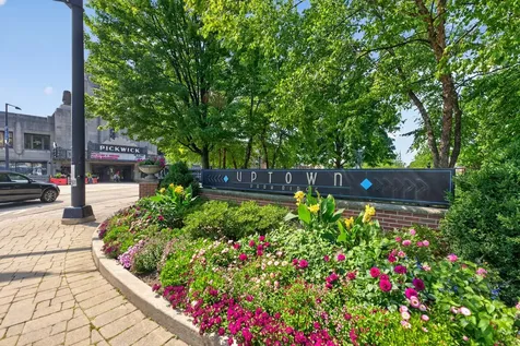 221 North Chester Avenue Park Ridge IL 60068