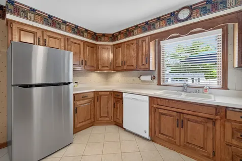 13938 Bethany Road Sycamore IL 60178