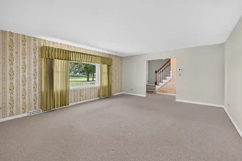 13938 Bethany Road Sycamore IL 60178