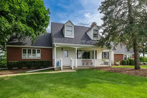 13938 Bethany Road Sycamore IL 60178