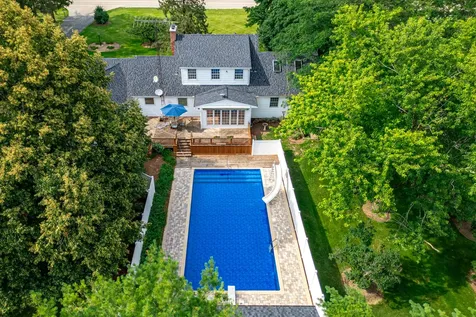 13938 Bethany Road Sycamore IL 60178