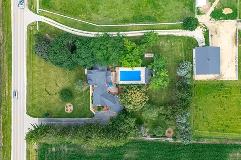 13938 Bethany Road Sycamore IL 60178