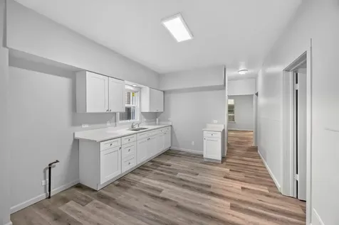 63 West 15th Street Chicago Heights IL 60411