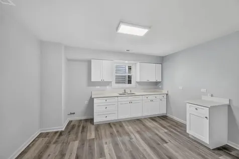 63 West 15th Street Chicago Heights IL 60411
