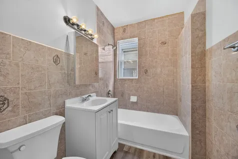 63 West 15th Street Chicago Heights IL 60411