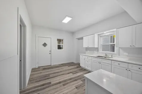 63 West 15th Street Chicago Heights IL 60411