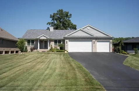 9508 Shore Drive Machesney Park IL 61115