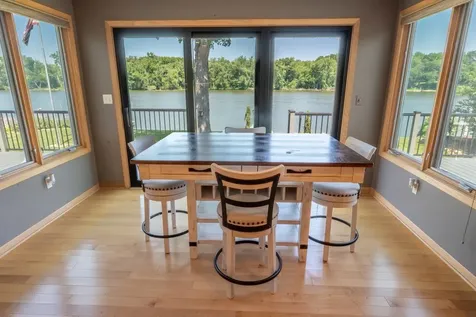 9508 Shore Drive Machesney Park IL 61115