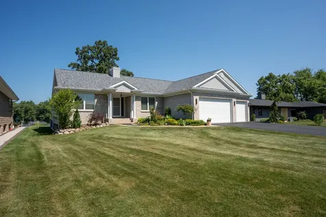 9508 Shore Drive Machesney Park IL 61115