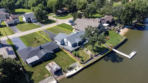 9508 Shore Drive Machesney Park IL 61115