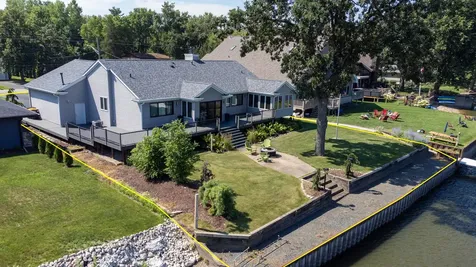 9508 Shore Drive Machesney Park IL 61115