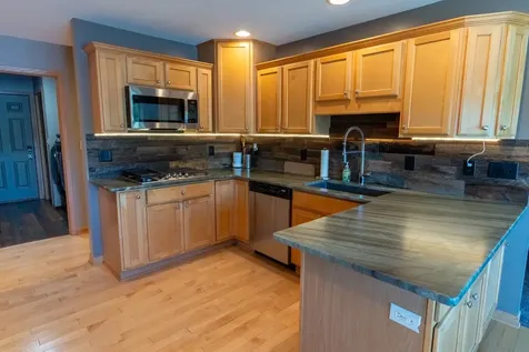 9508 Shore Drive Machesney Park IL 61115