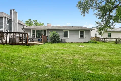 1810 North Ridge Avenue Arlington Heights IL 60004