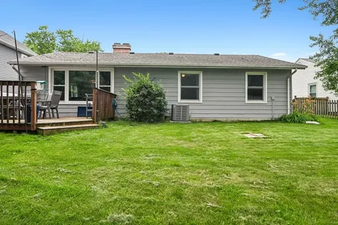 1810 North Ridge Avenue Arlington Heights IL 60004