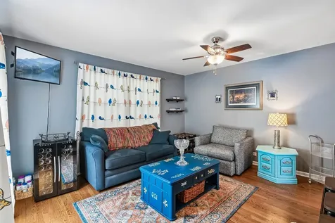 1810 North Ridge Avenue Arlington Heights IL 60004