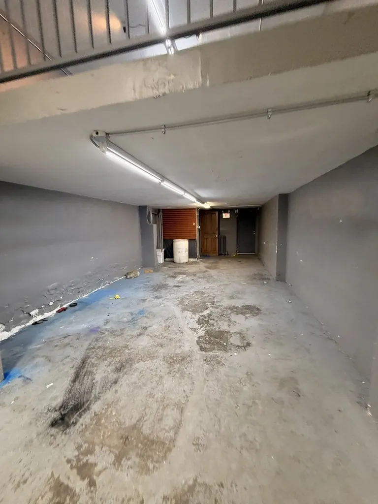 3240 West Lawrence Avenue Chicago IL 60625